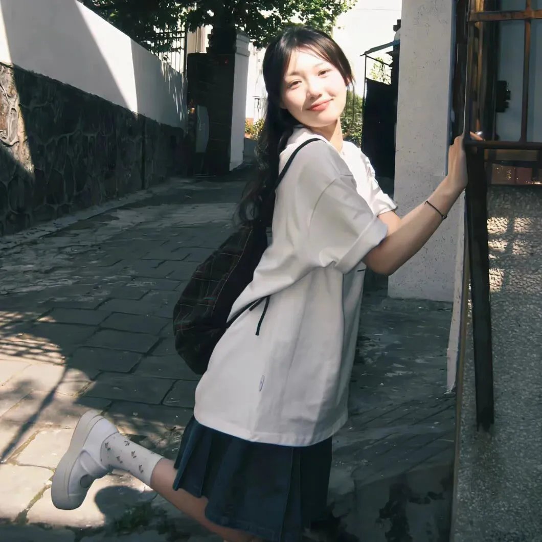 姐姐对我来说是女人